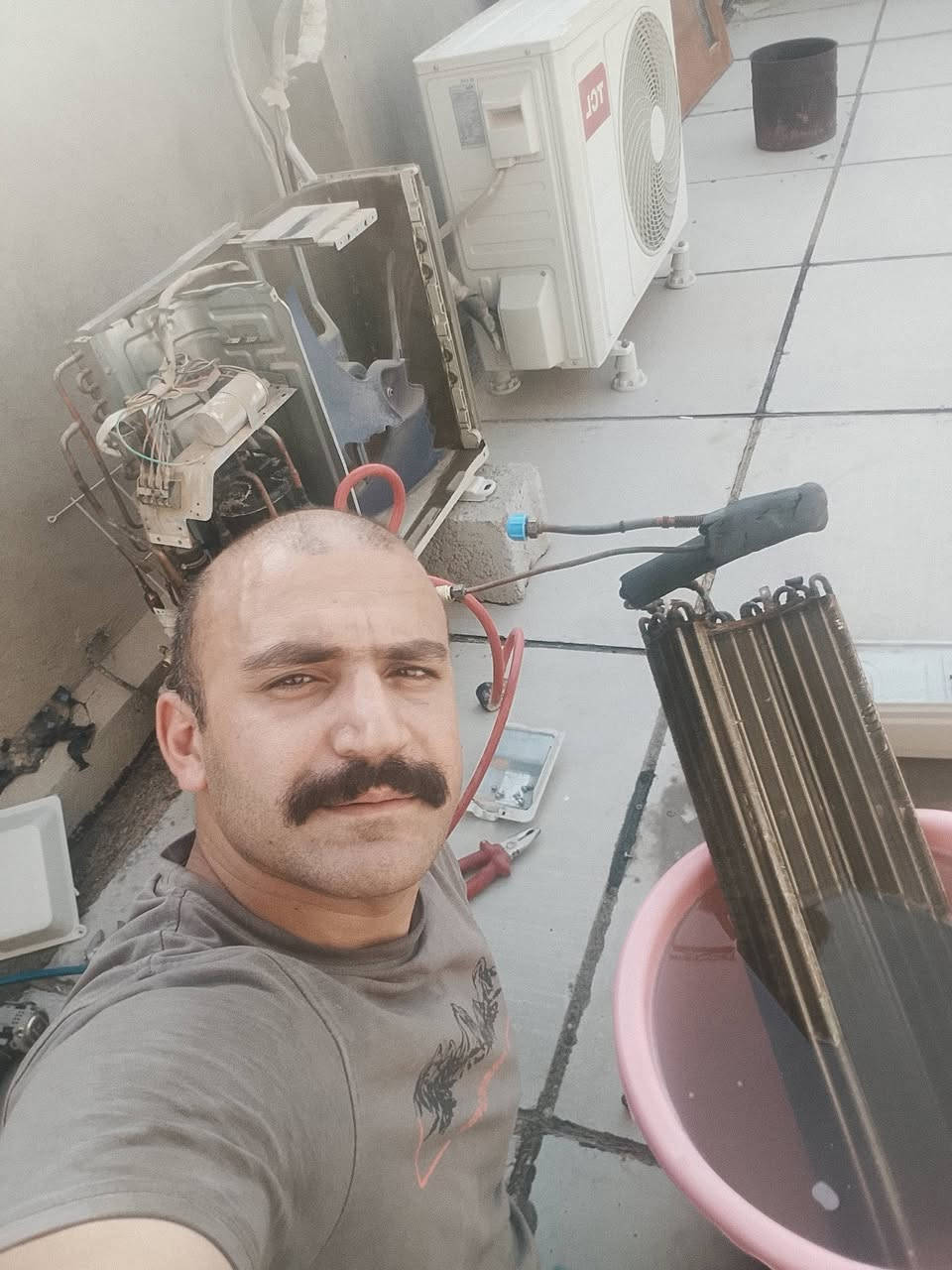 خدمات السيد لنصب وصيانه السبالت والمكيفات ***********بغداد ورشه متنقله عملي بضمات
