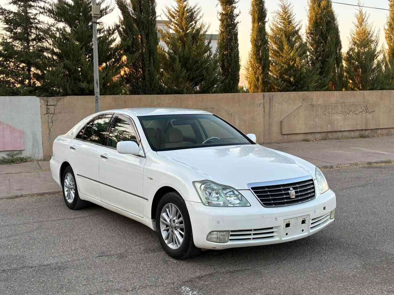 شاينه ٢٠٠٥مووس ٢دووگمه ي گيرومه كينه بجوك كامل مه سره ف كراوه كؤدي هه يه سؤنه رم داناوه سعرى ٦١گه لاو مه جاليكي زؤر كه م ***********/*********** حلبجة, السليمانية
