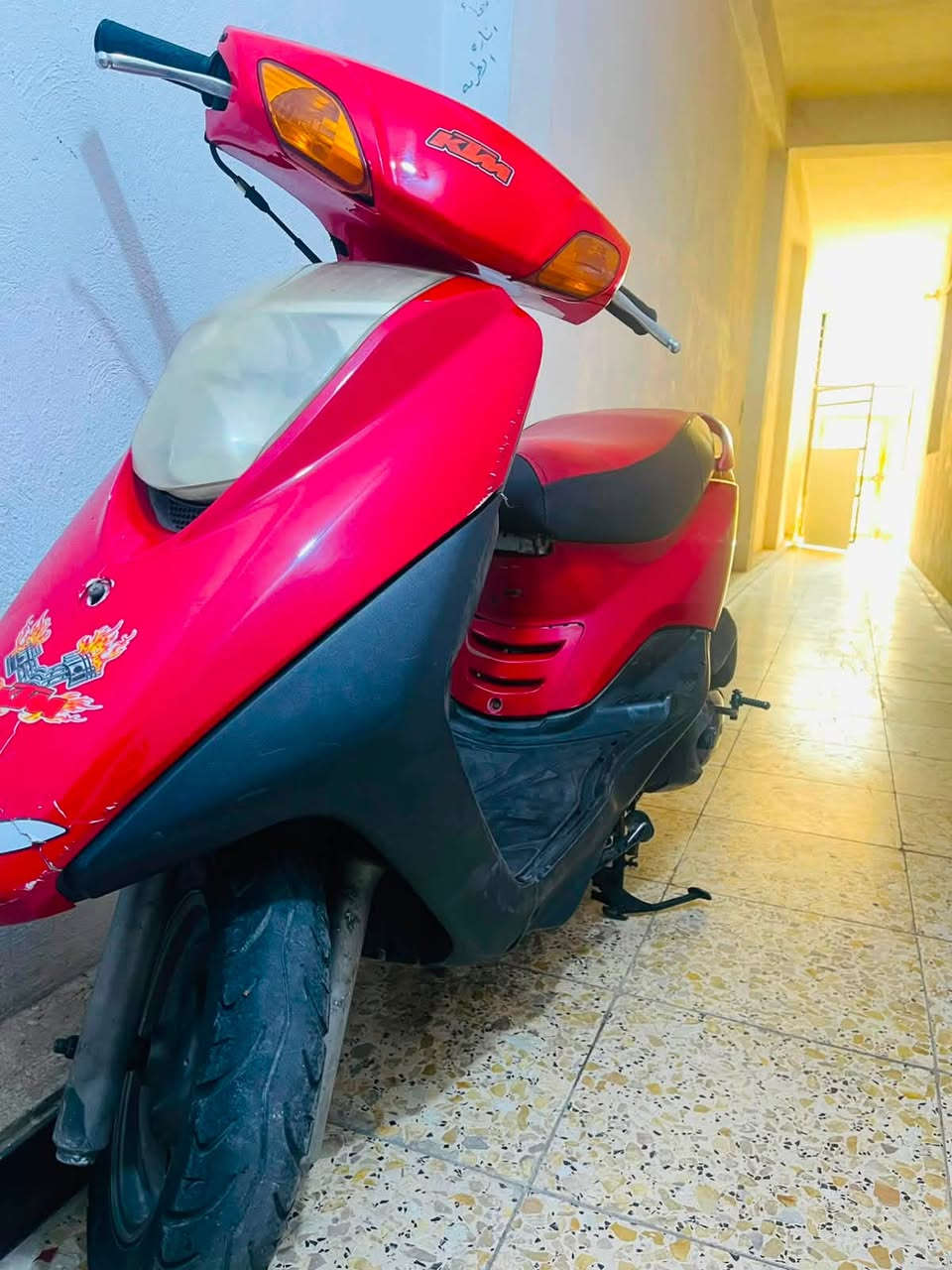 دراجه افريز مكينه مكفوله ممفتوحا كهربايات شغاله 
دراجه حلوا بسعار ٦٥٠ مكاني شارع سسته. لعلاوي 
***********
