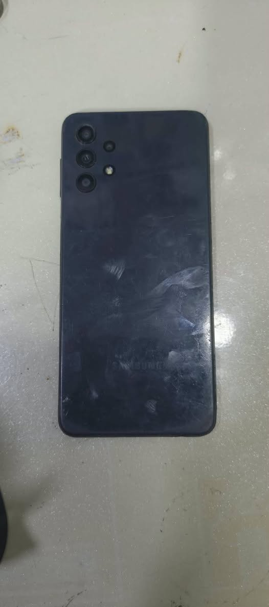 A32s 5g
ذاكرة 128 ما مفتوح فقط السيمكارت ميشتغل تصليحة يكلف 15 الف والكامره الوره مغوشه بس تصور ما بيها شي بدون ملحقات سعرة 65 وبي مجال بسيط كربلاء الحسينية *********** واتساب متواجدة
