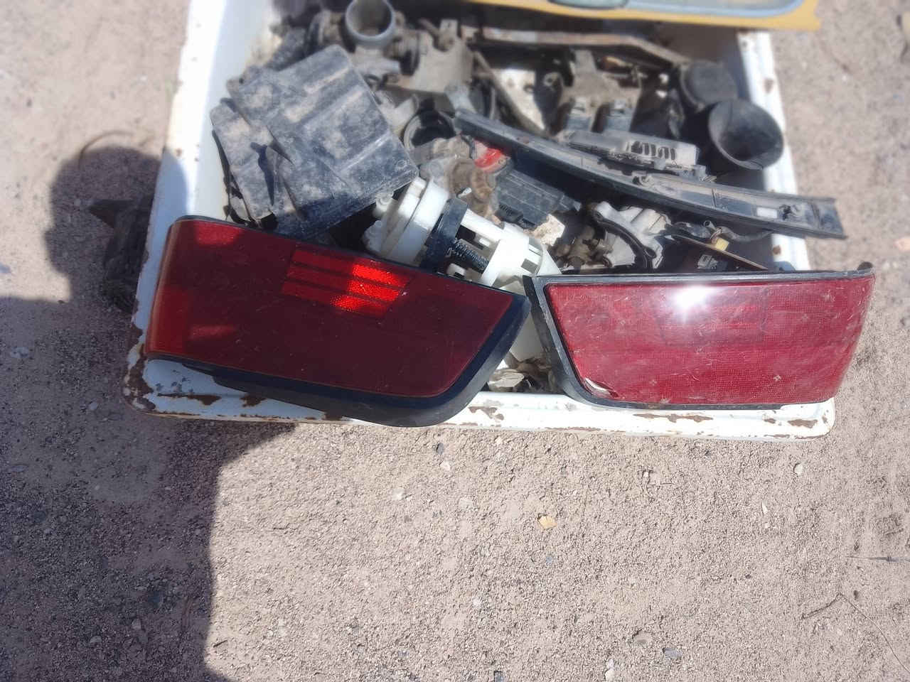 مرحبا اخوان عندي تفصيخ سايبا بيجو وهاي الأغراض شتحتاج موجود واشتري سيارات تسقيط واشتري سايبا نظيف تعبان مظروب شغال *********** زبير دواجل
