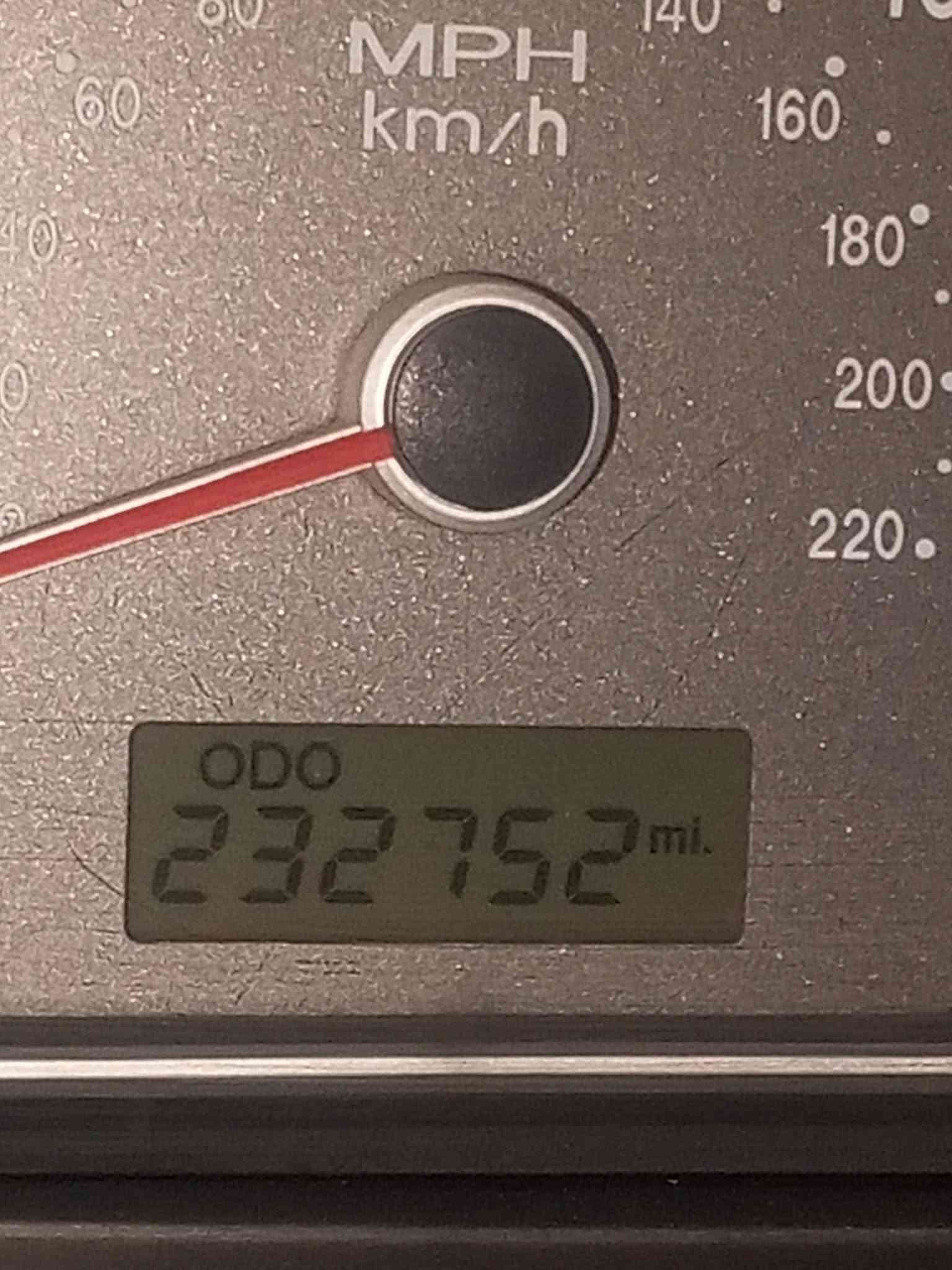 سلام عليكم النترا 2009 امريكي مكينة 2000
رايدها ب60 اكفلها سرقة وعشائر سنوية موجودة
 راعيها متوفي عنواني بغداد ***********
