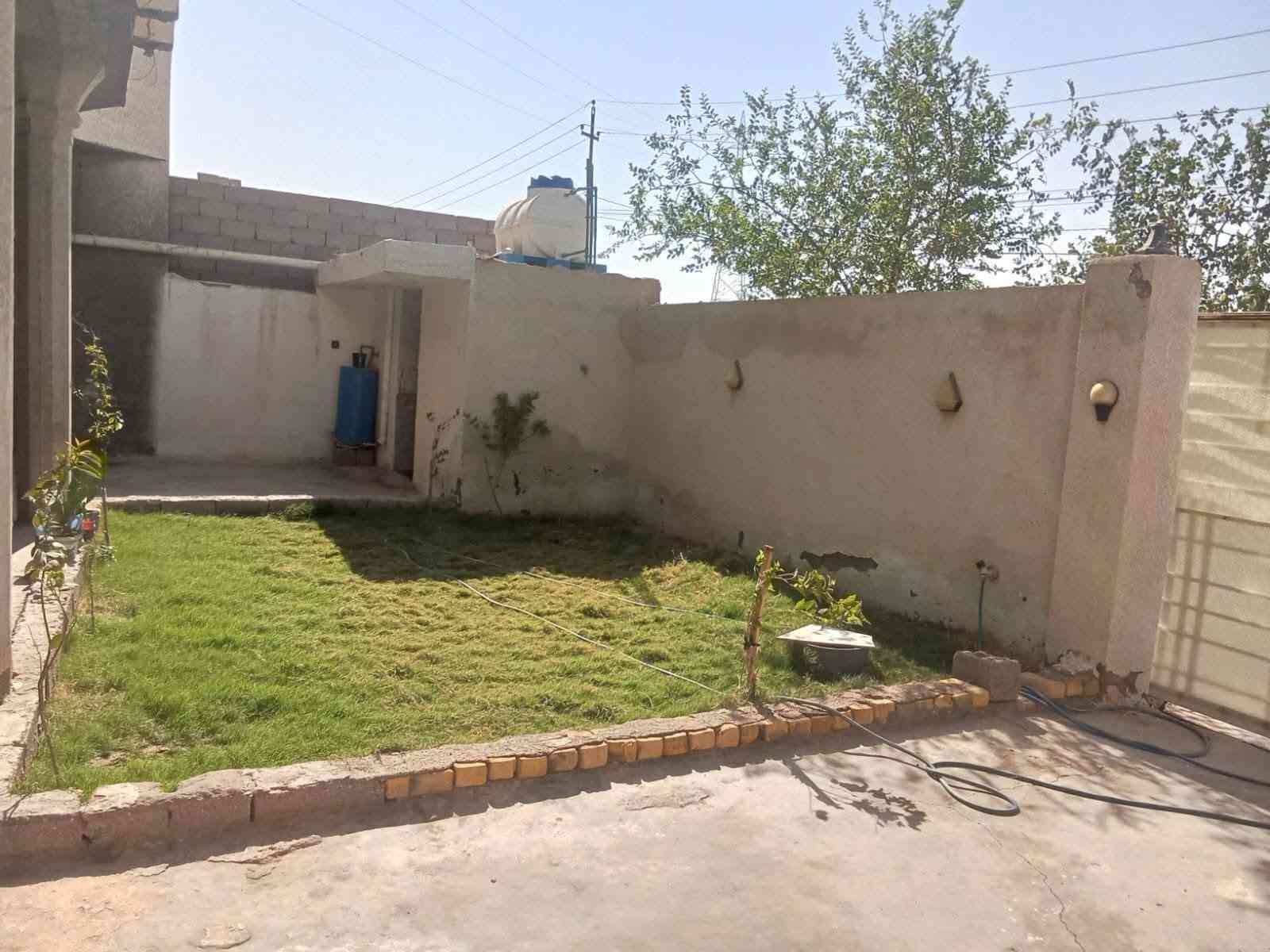 البيضاء ركن ع سده • ٥٥٠م • طابو