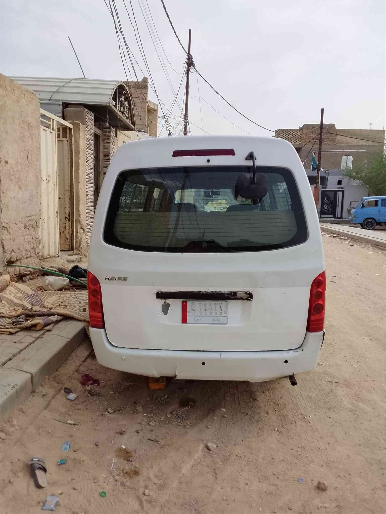 سلام عليكم سيارة جنبي مديل14 موصليه للبيع مكينه كير اكسن حداديه نضيفات دواخلها حلو مكان نجف سعر 32بيها مجال رقم ***********
