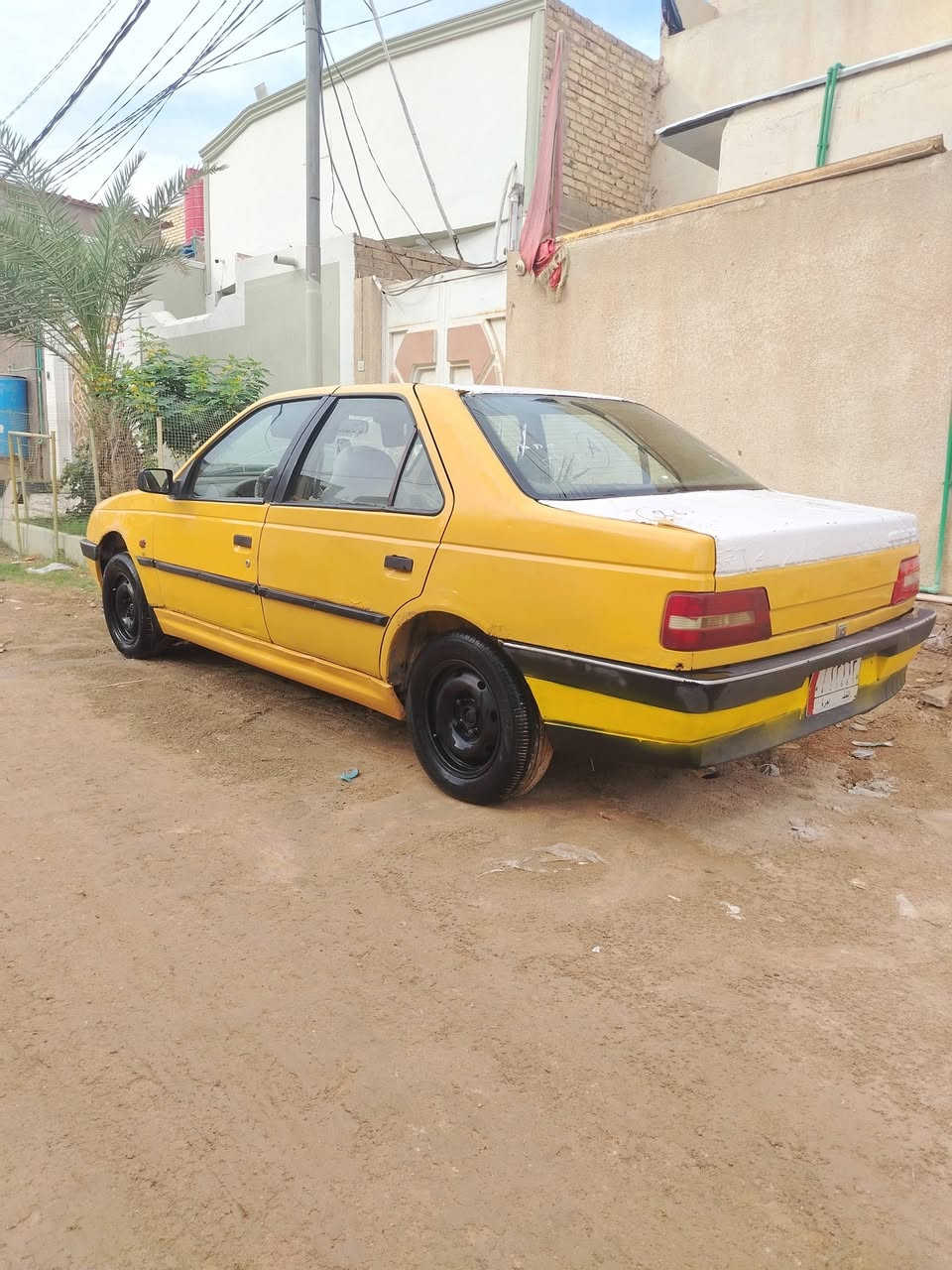 بيجو سمند • ٢٠١٠ • نجف