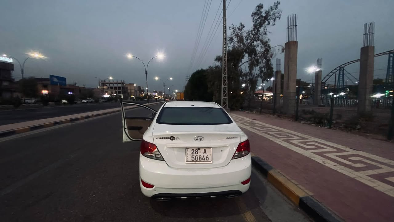اكسنت • ٢٠١٣ • نجف