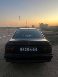 فيكترا • ١٩٩٣ • بنزين