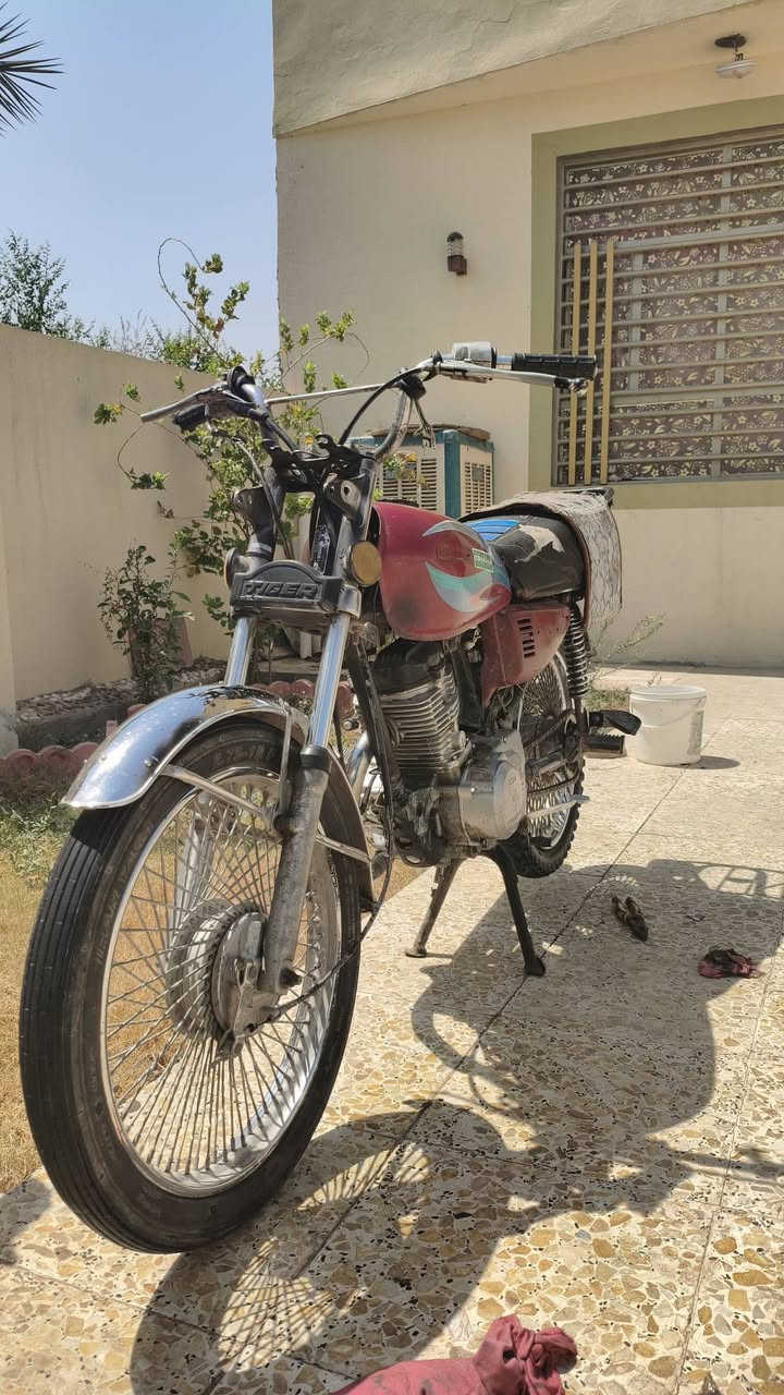 دراجه تايكر. نضيفه مديل 2019 طالعه بل 2020 دراج مال جناي محركه نضيف ولدراجه. بيها شلعه  اوراق سكنر  السعر 375 بيها  مجال
العنوان:: النجف الاشرف 
دراجه تايكر. نضيفه مديل 2019 طالعه بل 2020 دراج مال جناي محركه نضيف ولدراجه. بيها شلعه  اوراق سكنر  السعر 375 بيها  مجال 
رقم:***********
