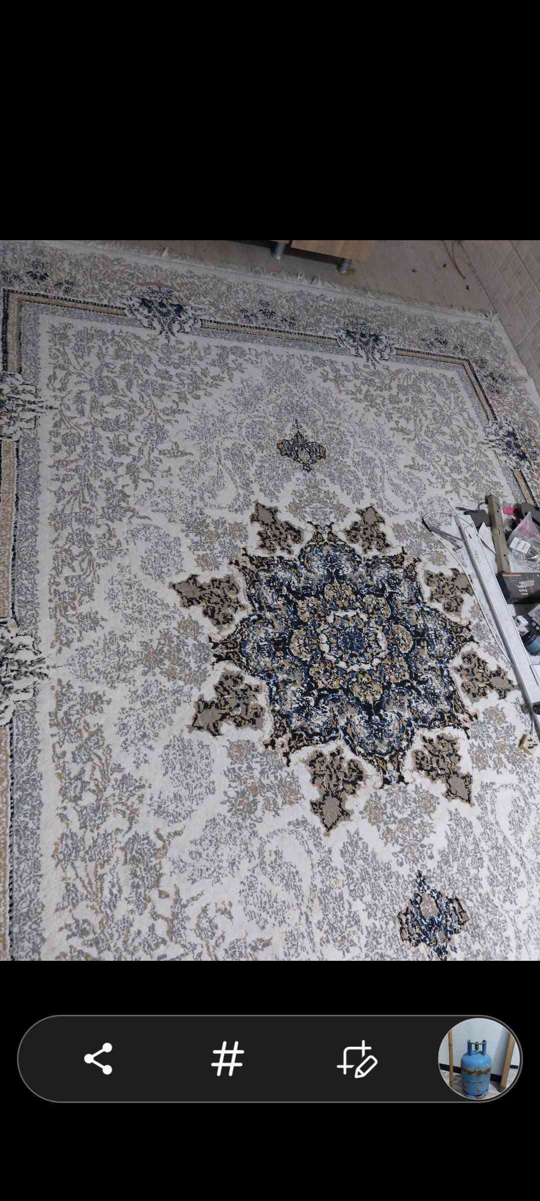 من رخصه ادمن أغراض للبيع ت ***********

نص مكتوب في الصور:
- 1 من 4