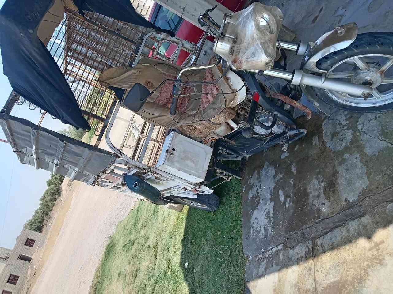 ستوته للبيع نضافه فول السعر ٩٠٠ وبيه مجال قليل هاذه رقم ***********
