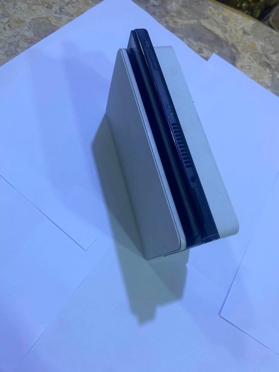 الجهاز Nintendo switch Old
الجهاز المهكر
للبيع او المراوس 
رقم ***********
