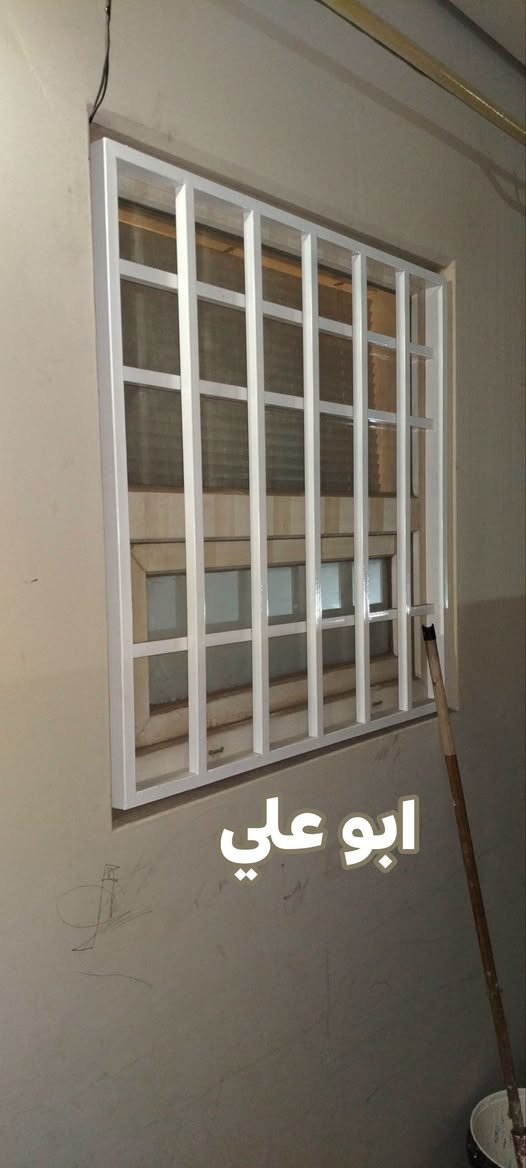 تم تثبيت كتائب شباك 
وتم تثبيت باب حمايه   

#خدمات ابو علي لديكم لا خوف عليكم
صبغ الشقق  أعمال ديكور 
تنصيب وتنضيف السبالت 
حداده كتائب ومانع ذباب بانواعه سلايت وثابت 
١-  #تبديل واضافة نقاط  كهربائية🔌،وبراكيتات و تثبيت💡 
الثريات بكافه انواعها🔮 .
٣- #تثبيت وفتح  مراوح سقفيه بكافة انواعها. 🪭
شد شاشات البلازما📺 
4 _تبديل #وصيانه خلاطات بكافه انواعها 🚿🛁🚽
5 _تبديل قفل #🔏 باب شقه داخلي  🔑وخارجي 🔐
6 _فتح وشد كافة #غرف 🛌🛏️🛏️ نوم
7-فتح وشد وتنظيف #سخان 🔧🔧 
شد ونصب  كاونتر 🔨🪚
8-تغليف ابواب مانع رطوبة 🚪🚪
9-تعليق ستائر ‏‪🪟 🛠️ 
نقل اثاث داخل بسماية.🚛🚛
شد فلتر خارجي على الميزانيه وتبديل فلتر 7مراحل🚿🚿
 فتح وشد ساحبه وتصليح⚙️⚙️🪛  
  تنصيب جميع الغسالات👚
تثبيت وشد وتعليق جميع الاغراض. 🪜🪞🖼️
تصليح كافة الغرف و تبديل  سجه🪚🪚    متوفر على مدار  ٢٤🕠🕕🕑🕖🕢
للاستفسار والتواصل مراسلة الصفحة او الاتصال 
***********   (واتساب )او اتصال📲📳
0️⃣7️⃣8️⃣2️⃣5️⃣2️⃣5️⃣9️⃣8️⃣2️⃣0️⃣

نص مكتوب في الصور:
- ابو علي
