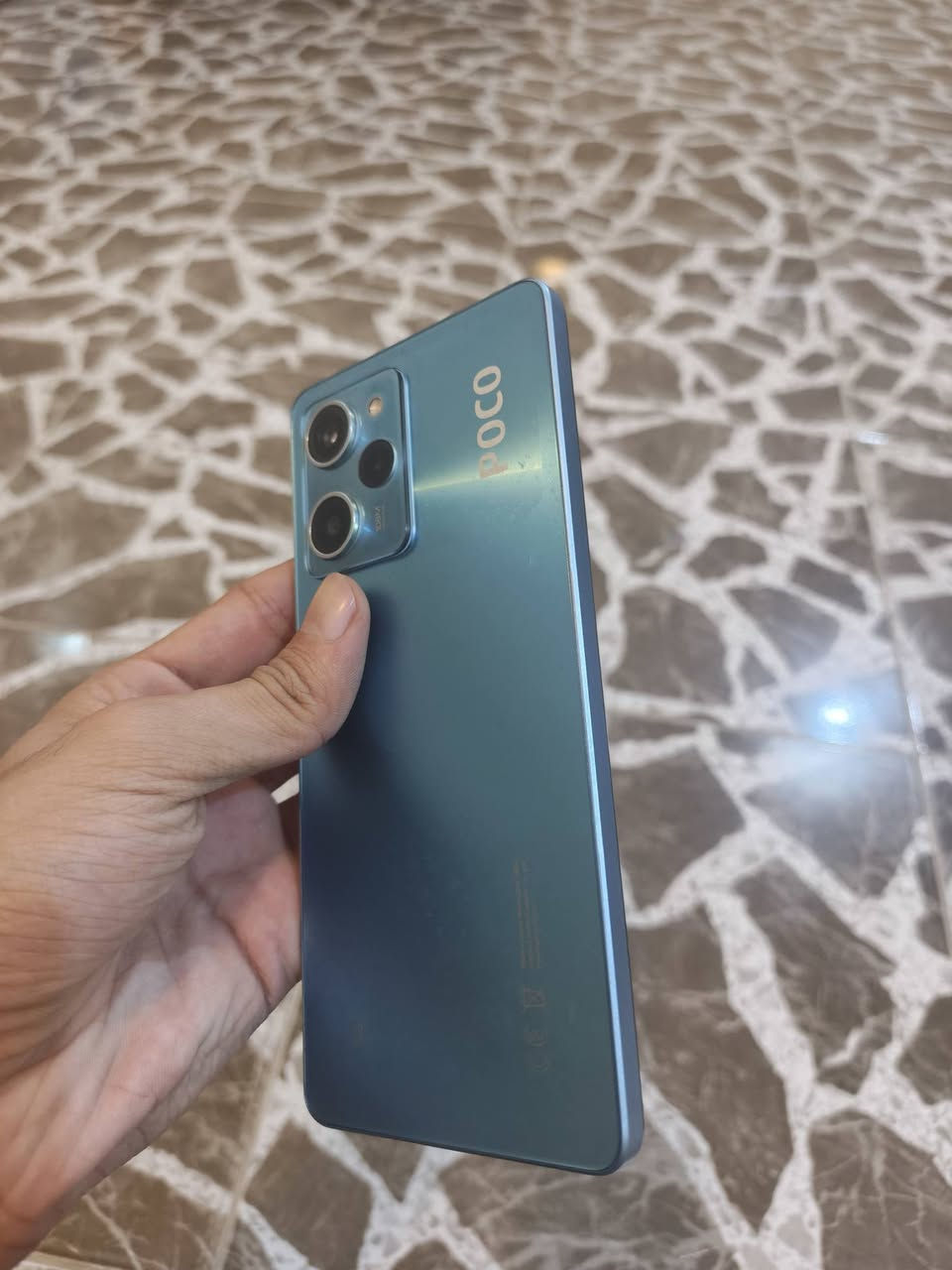 بوكوx5 برو  5g نضيف نسخة عالمية افضل شي مكفول شرط الفحص مامفتوح ابد 256/12سعره 🔥(230وبي مجال) شاشة سوبر امولد 120هرتز بسطوع عالي وكامرات 108تدعم 4kفديو وصوت ستريو بطارية 5000وشحن سريع 67واط معالج سناب دراكن 778 بوبجي 60فريم بلراحة وبقية العاب90ومقاوم للماء معيار lp 53 ياخذ خطين مكاني نجف ورقمي ***********
