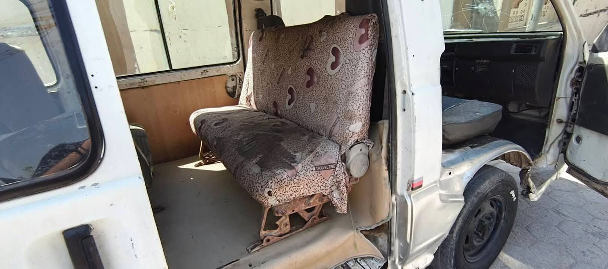 مسبوشي لبيع مكينة وكير استوني شادهن حدادية ورة وكدام مسويهة تخم تاير جديد ١٤راكب بديهة حلو دواخلهة عوزهة بس تغليف رقم الماني ١٥وبيهة مجال بصيط رقم *********** مكان نجف
