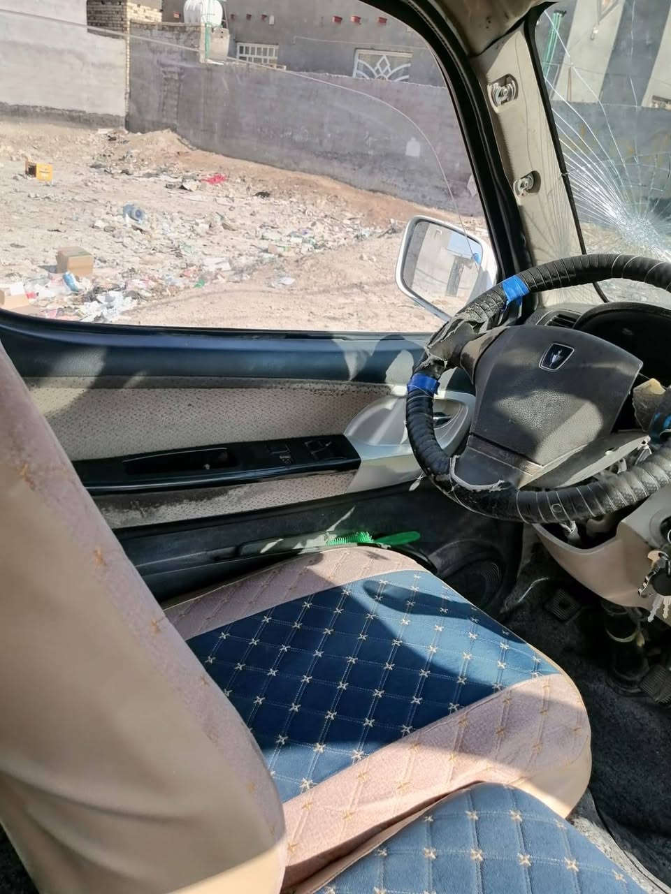 السلام عليكم جنب للبيع جهاز من كل شيء مصلاويه مكينه وقير واحده واحده خلفيه اماميه تخم قطار ابريق خلفه امامي سعر 42 بها مجال مكاني ناصريه شاطره رقم التليفون ***********
