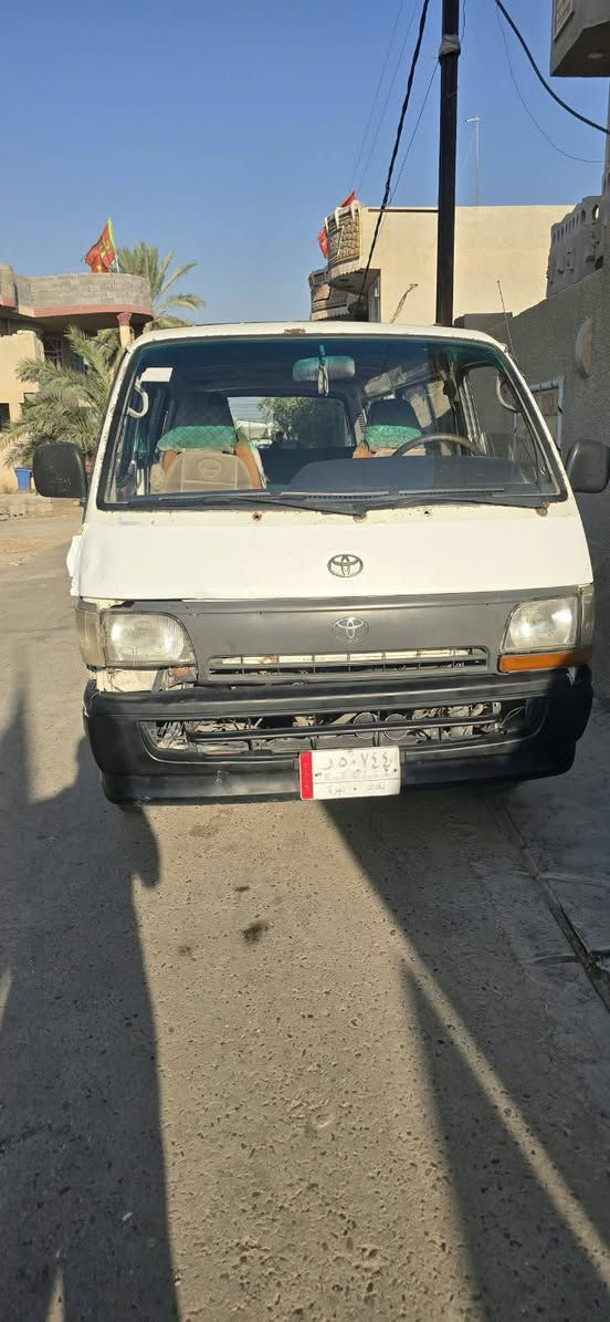 كيا هايسه مديل 1996  محرك كير كفالة جدد كهرباءيات شغاله بابين سلايت بيها شغلات بصيطه السعر 36 وبيها مجال ***********
