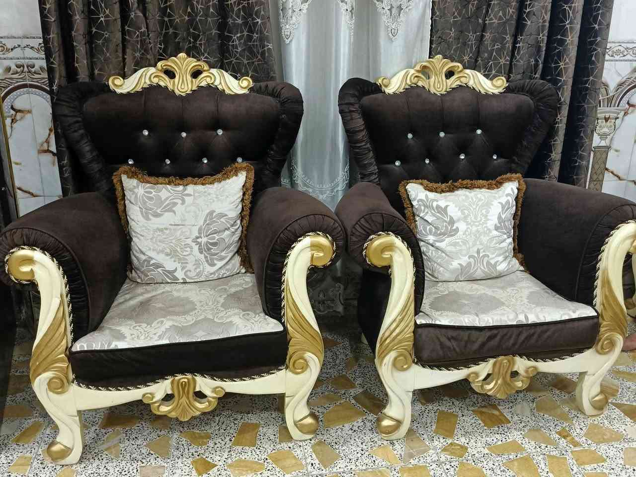 السلام عليكم تخم تركي
عشر مقاعد مع طبله كبيره
السعر725 وبي مجال بسيط
العنوان بغداد العبيدي

رقم الهاتف***********
