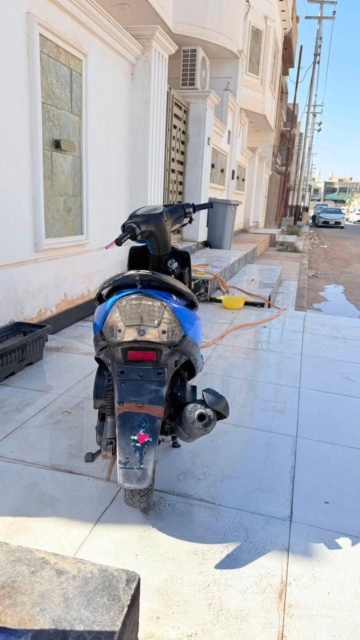 سلام عليكم دراجه ماكس عدله للبيع دراجه طلعت بشهر الخامس من الوكيل لونه الحقيقي اسود بيه ترتيبات حلوه 
للبيع مستعجل عليه اوراق سعر750 وبيه مجال 
رقم***********
