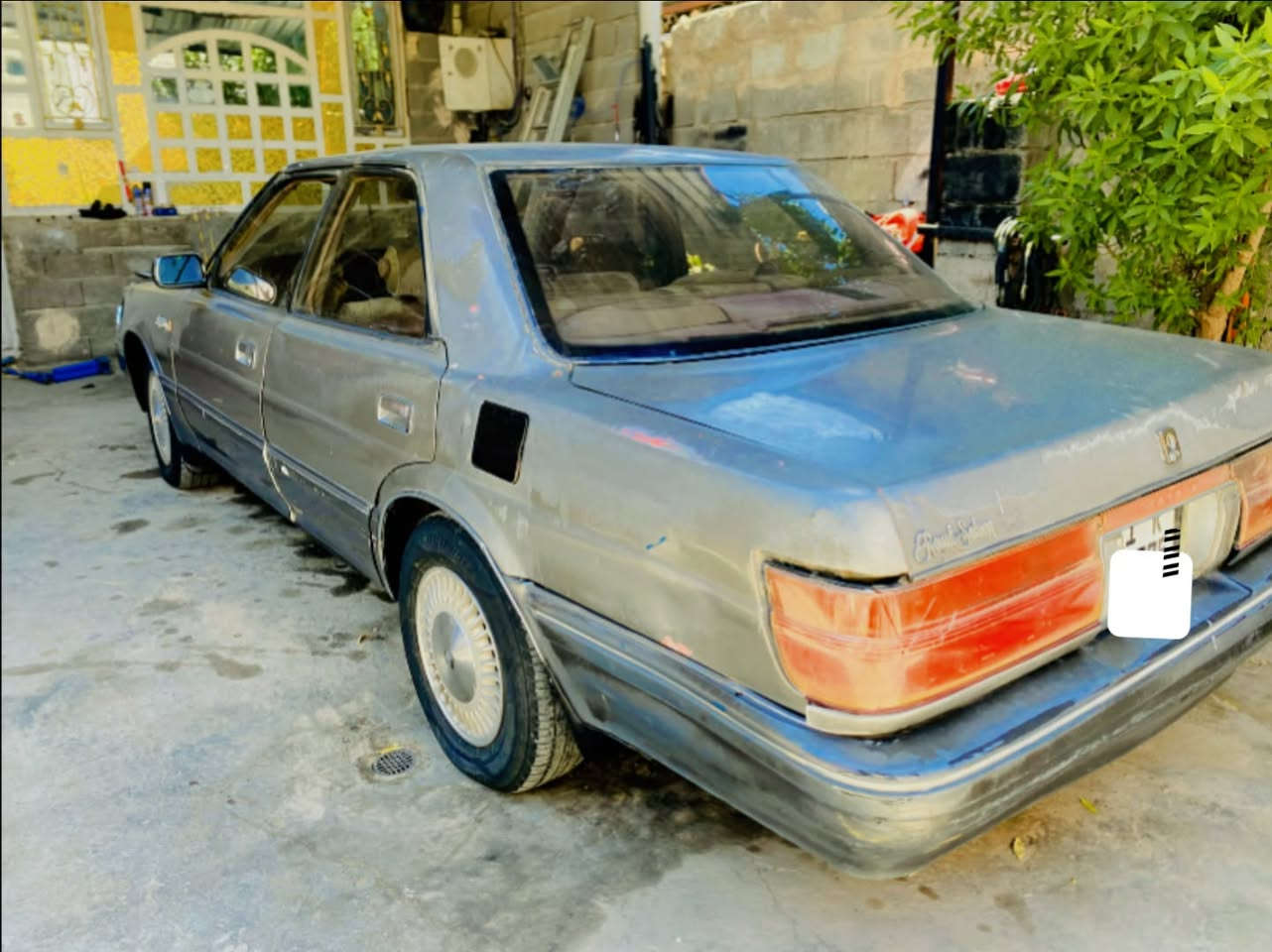 سلام عليكم سياره للبيع هارتوب مديل 90 بلاديه وبيهه ضربه من وره شويه محرك كير اكسن جديد تبريد منضومه كامله بس عاطل ما ادري غاز فيوز ما ندري بي  بسمي تحويل ثاني يوم رقم بغداد نكليزي سعر 33 وبيهه مجال قليل عنوان بغداد م الصدر الستفسال تصال بهاذه الرقم ‭***********‬
