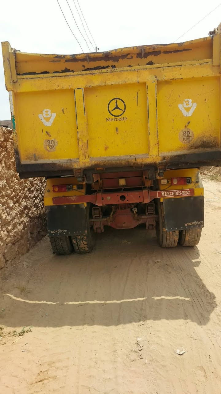 مارسدس البي مديل 82 تك ومطوله ومضروب باج شاصي مكفول بدي 15 متر مكينه شرط مجفته جديد كير جديد 111 مجموعه مان سنويه ب اسمي تحويل ثاني يوم رقم نينوى مشروع وطني سياره جاهزه تبريد ثلج رقم ***********
