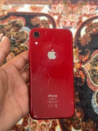 اكس ار ٦٤ • بطاريه ٧٨٪ • ظهر مكسور