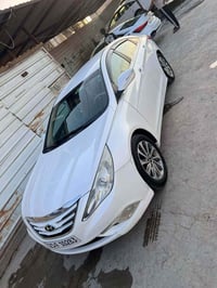 سوناته 2014 خليجي رقم سليمانيه تلاث قطع صبغ فقط السعر 110 07827268209