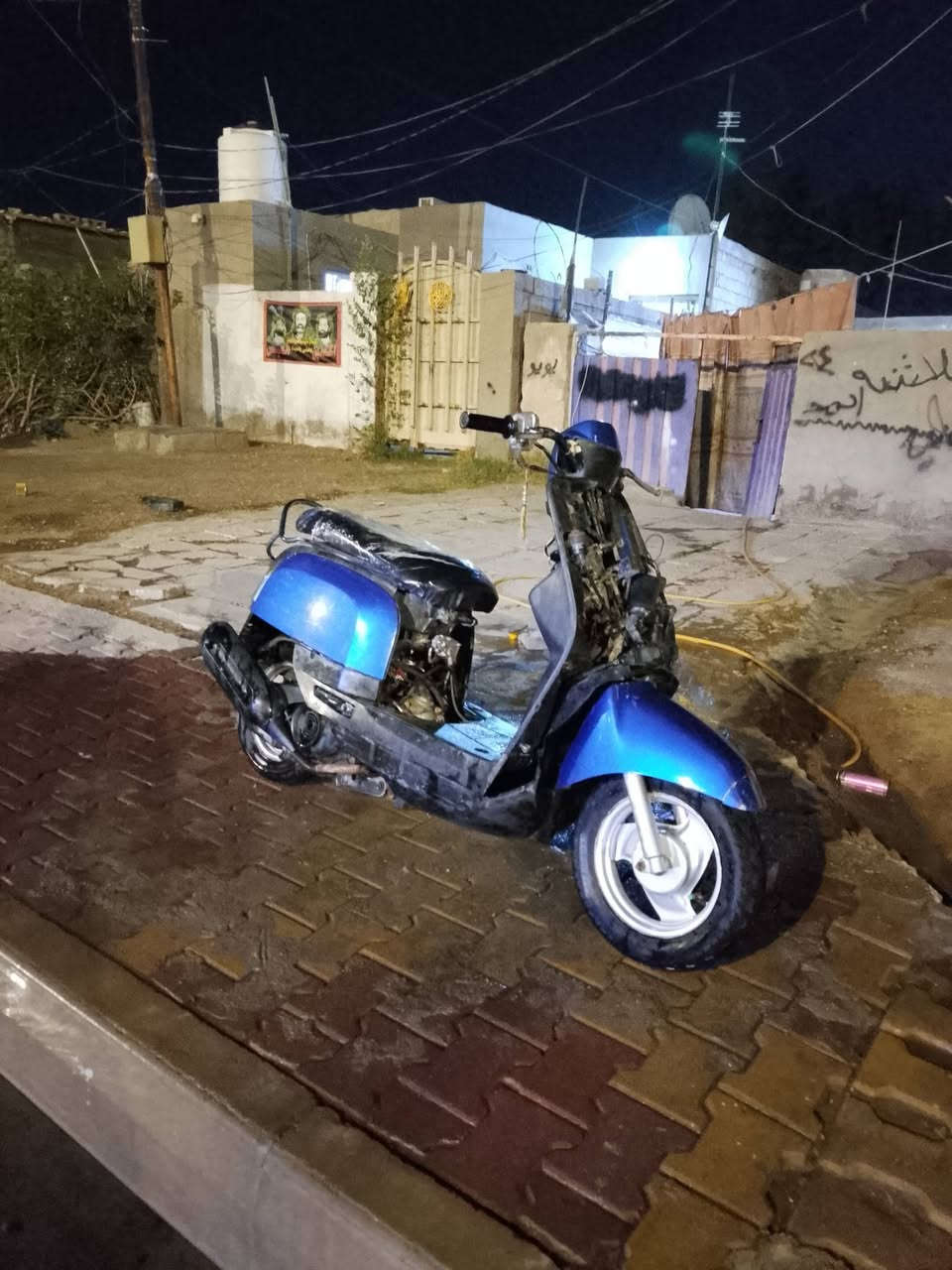 دراجه ماكس بوليس نضيفه تخبل مال جناي تخبل عوزه بس كفر كدام مالته موجود بس مكسور تخبل مكينته ناعمه كله شغاله سلف هندر نهضه معدل فول مال جناي الدراجه بس يرادله ترتيب المكان دوانيه مكينته ما مفتوحه بس مفيلسه ناعمه تخبل السعر 275وبيه مجال للشراي الرقم ***********
