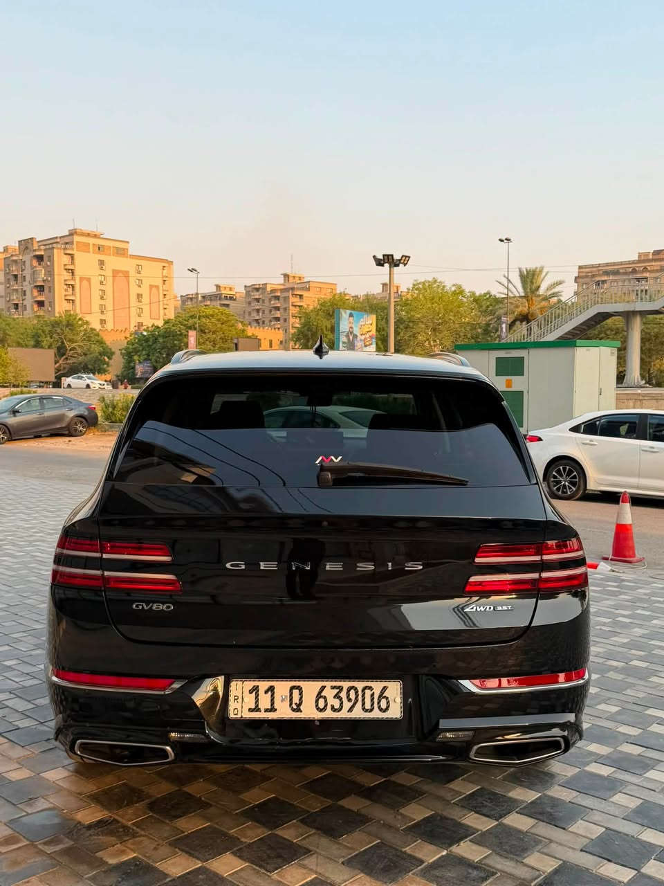 قطعة مميزة (((( بداخلية مميزة ))))
للبيع‏2024 GENESIS GV80
مكينه6سلندر تون تيربو 
ممشه : 45.000 كم 
اللون : اسود ملكي 
ملاحظة : الادوات التي تم تبديلها اصلي تفصيخ نفس لون سياره 
موديل : 2024
فول فول Vip 
تبديل فقط دعاميه + بنيد نفس لون 
تفاصيل اكثر تواصل على الرقم 
***********
او 
***********

