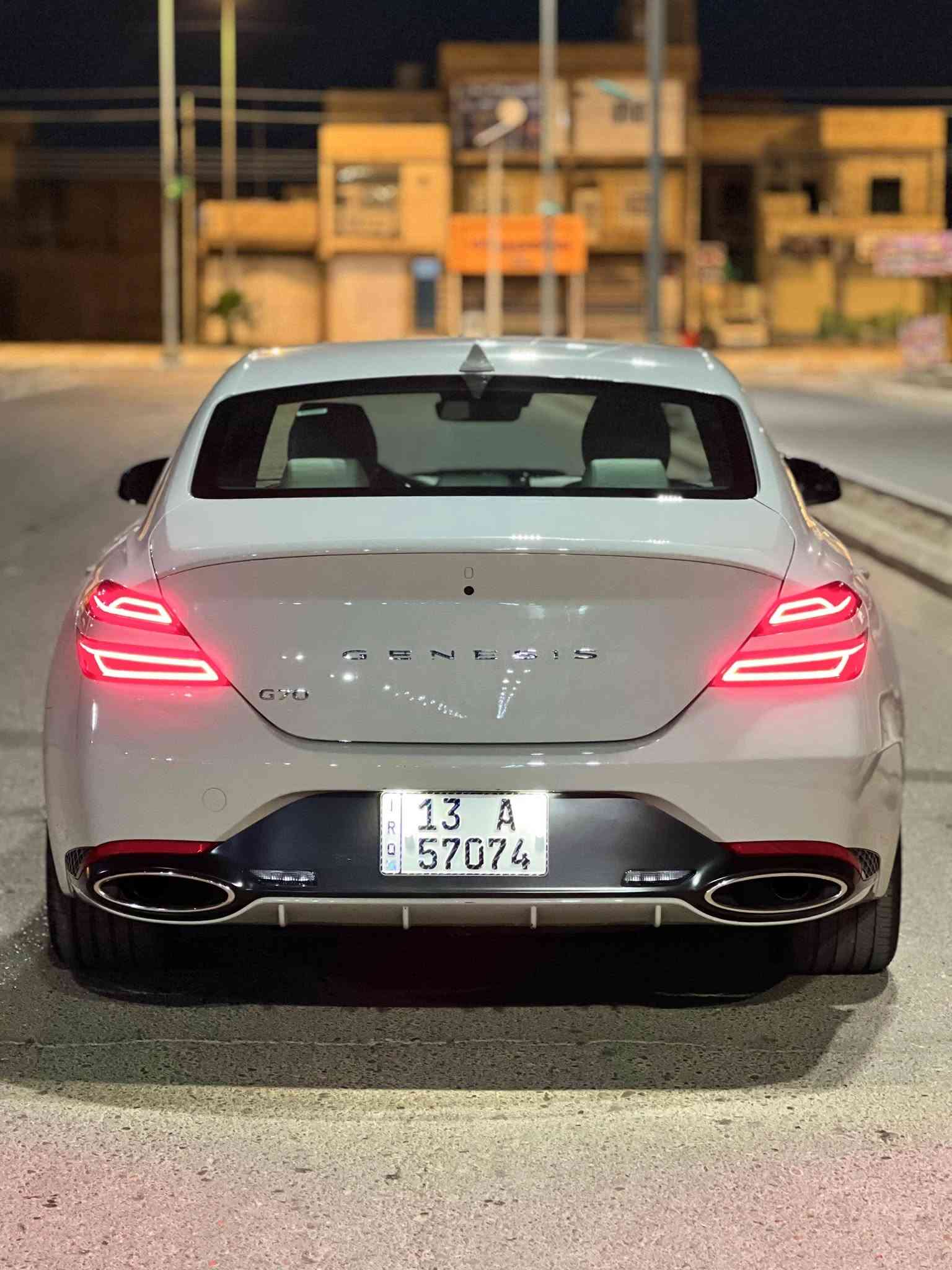 السلام عليكم …
سيارة مرقم كتاب شهداء ميسان وكاله عامه 
Genesis “G70” 2025 
لون مميز♥️
4 سلندر توربو 

مواصفاتها 
رادار امامي 
رادار خلفي 
رادار جانبي 
كاميرة خلفية 
شفتات ستيرن 
انضمة قيادة 
ايكو نورمال سبورت  سبورت بلاس
تدفئة ستيرن 
كشنات كهرباء 
شاشة كار بلاي اندرويد اوتو 
كشنات تدفئة 
تشغيل عن بعد 
بصمة
اشاير بلمري 
قيادة ذاتية 
مثبت سرعة 
نقطة عمياء 
جنطة كهرباء
والمواصفات البقية معروفة بالجينسز
 
ماشيه 9 ميل 
حادث السيارة جاملخ صفحة السايق  مصلح نفس ومصبوغ والبنيد بي تعديل بارد كلش بسيط السيارة  
السيارة امانة الله حيل حيل نضيفة 
مكاني بلعماره 
 *********** وأتساب فقط
