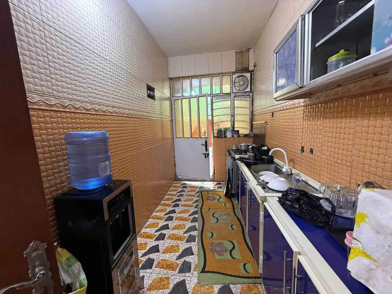 بيت للبيع مساحة ١٠٩م
الواجهة ٥.٧٠ 

مدخلين / أضلاع مستقلة 

الموقع 📍الشعب حي التجار موقع ممتاز (عرض الشارع ١٥ ورصيف ٣ أمتار)

يحتوي على #استقبال #مطبخ معزول #٤غرف #خدمات 

للأستفسار آكثر الأتصال على الأرقآم 

***********
