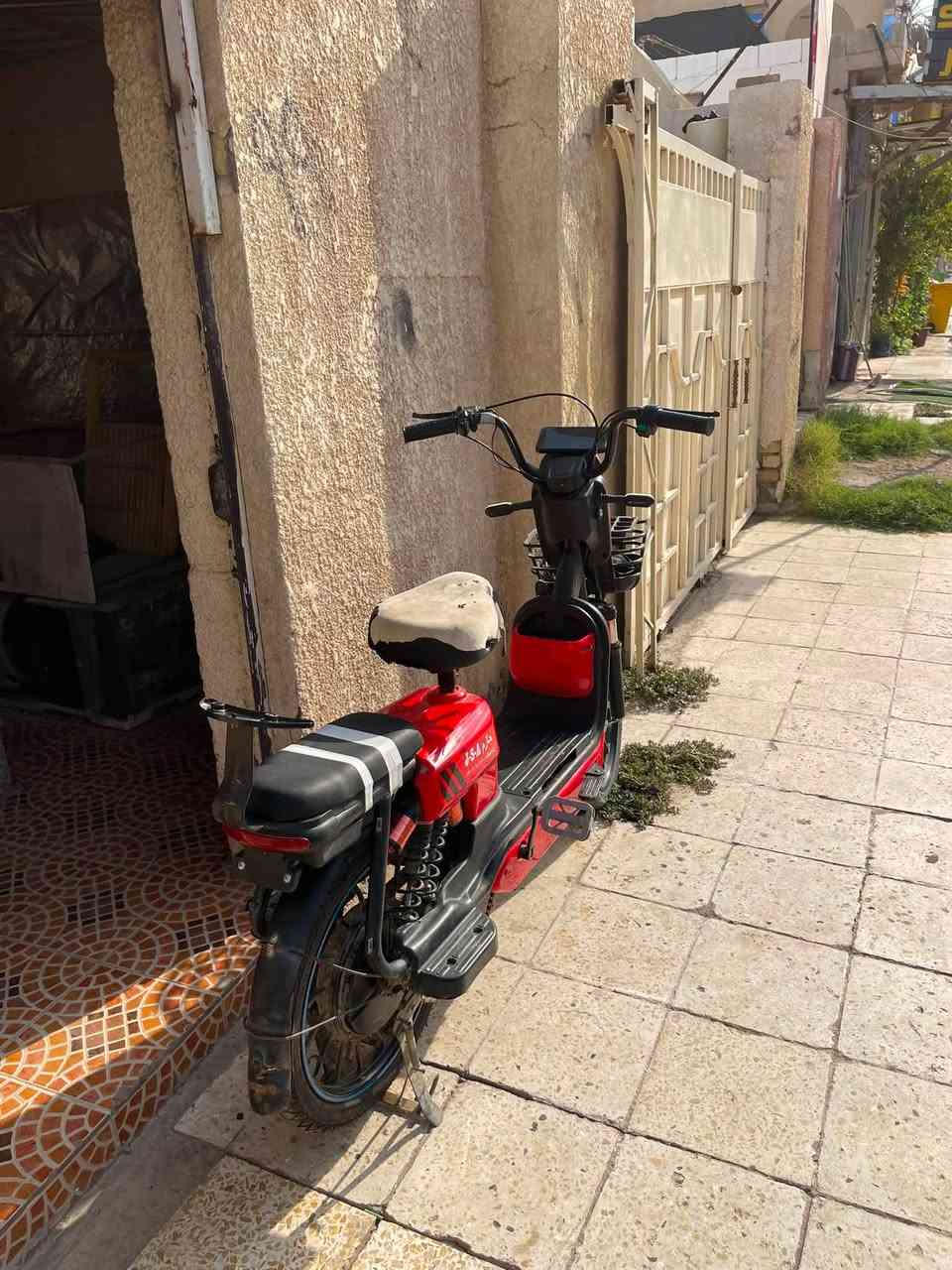 يا الله سلام عليكم دراجه شحن للبيع بسعر 150وبيها مجال قليل للتواصل***********
