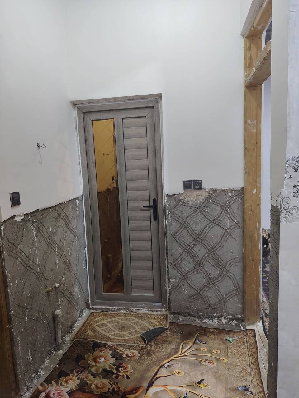 سلام عليكم عدي بيت للبيع بل جماعه السهيليه مساحته ١٠٠ متر مربع وجه ١٠ كونكريت فوك وجوه بناء حديث معروض ٤٥ وبي مجال بي نواقص بصيطه رقم ***********
