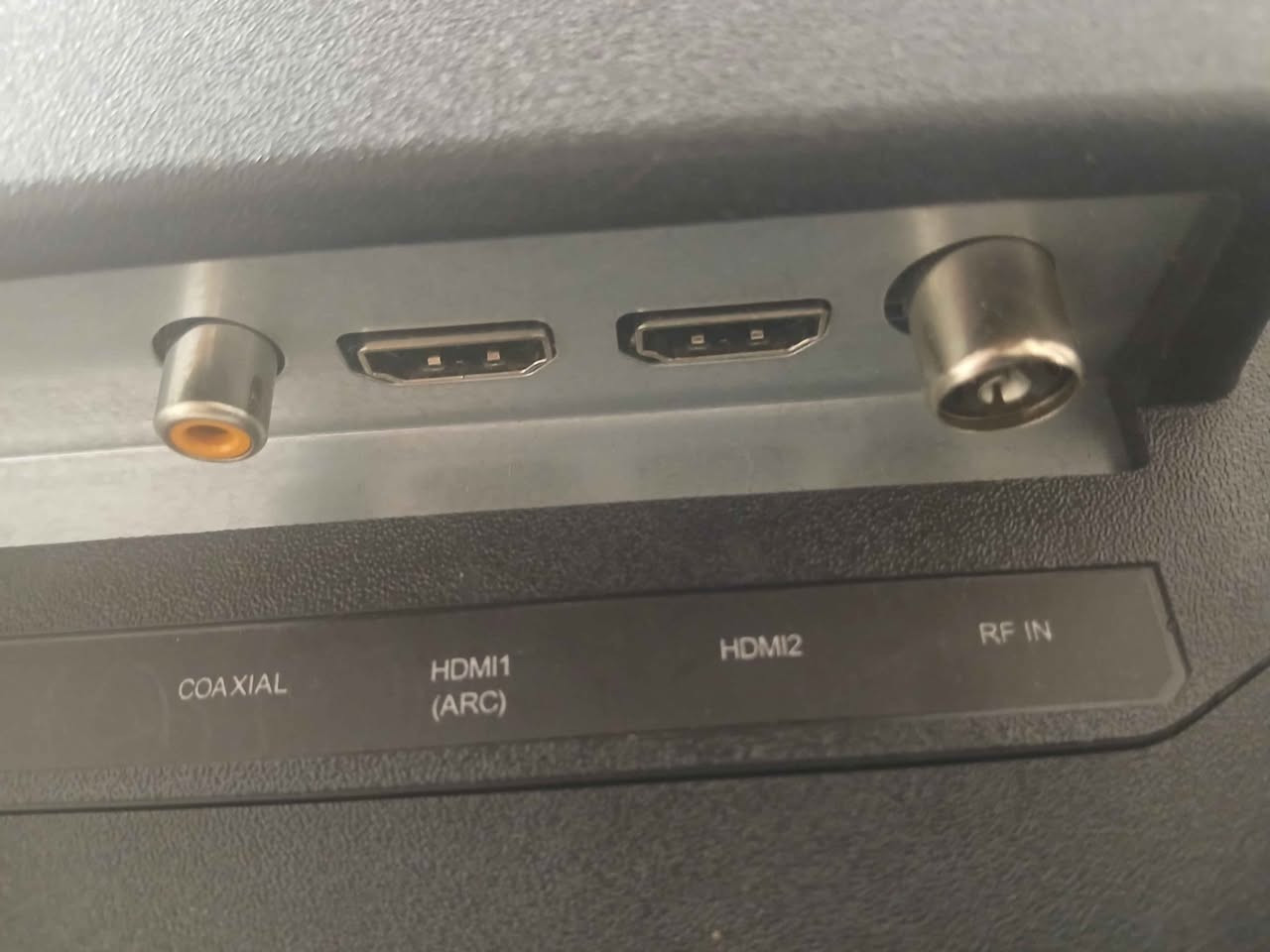 شاشة newal HDR3200 حجم 32 دقة HD هيرتزية 60hz بانل VA تدعم تقنية الـHDR وتحتوي على منفذين hdmi و منفذين usb ومنفذ vega بالاضافة الى منفذ AV مكاني واسط/الكوت/حي الحوراء للتواصل خاص او على الواتساب *********** دهل اوران, واسط
