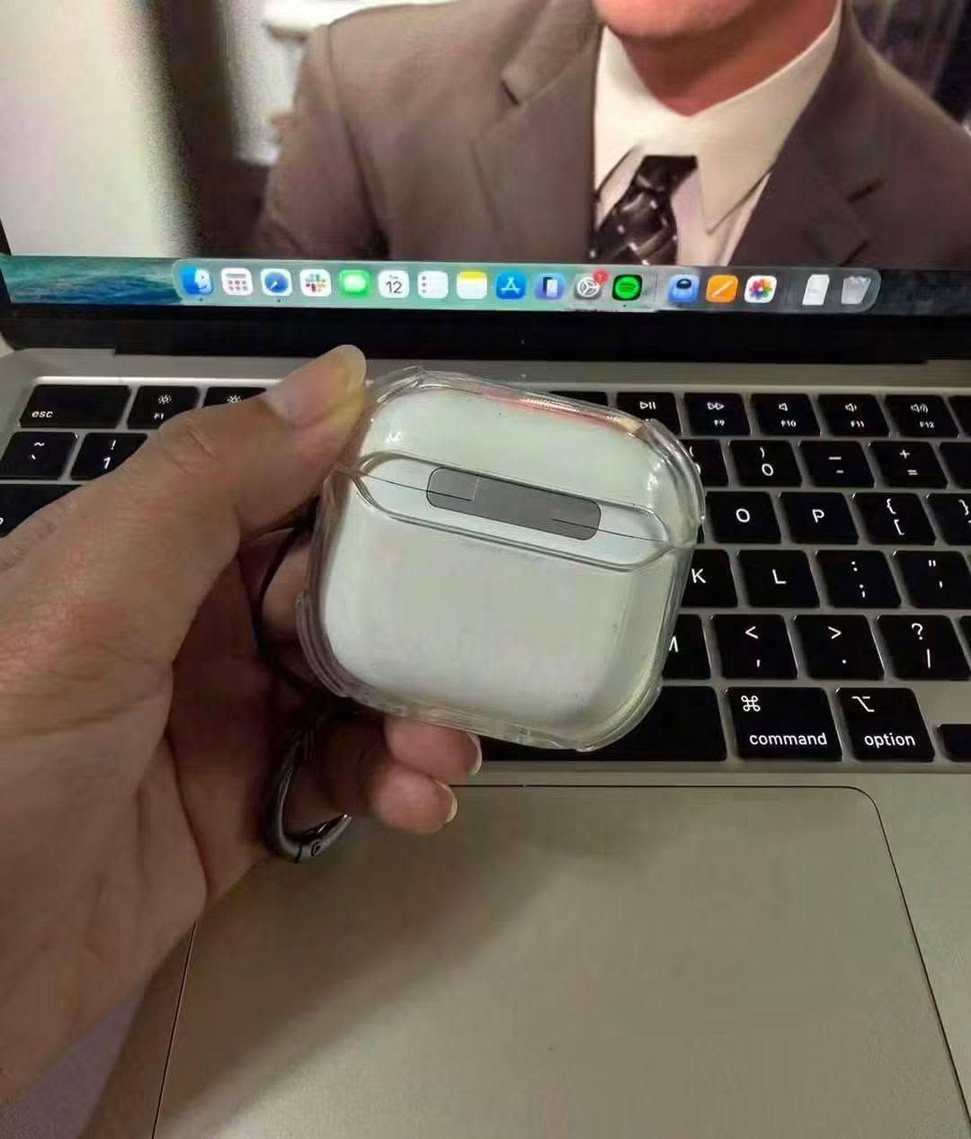 سماعات باله أمريكي Air pods 4 ANC الحديث
اصلي باله أمريكي ، باله مستعمل بس كلش نظيف وياه حافظة جلد مع كيبل كتان  ما مفتوح ولا مصلح بطارية قوية صوت قوي  بإمكانك تفحص قبل الدفع ، اصلي باله  سعره 25 قفل قفل توصيل مجاني  نظافة 99% قطع محدودة للحجز واتس اب فقط ***********
