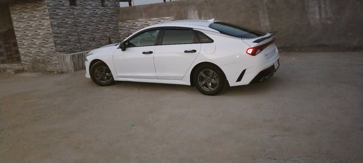 السلام علیکم كي فايف 22 للبيع
مواصفات 

سياقه ذاتيه

مثبت سرعه

بريك الي وره كدام يعني ما تدعم شي

تحديد مسار

مكينه تيربو 🚀

وبعد بيهه هواي مواصفات

للعنوان ديوانيه

للإستفسار ***********
