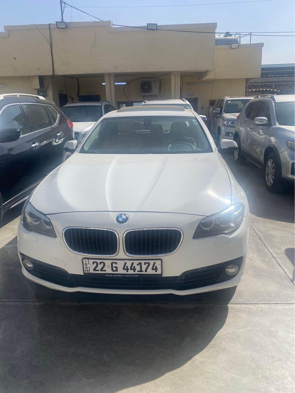 Bmw 2014 شه ريكه عروش بسته ك بوياغى هه يه هه مووى به شه رت *********** أربيل, العراق
