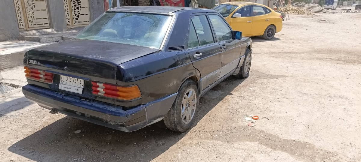 السلام عليكم شبابنا الطيبه عندي هاي المحروسه 190 للبيع موديل ٩١ بيها مكينه ونجي مكينتها مستويه بيها بگن ورايدها ب ٢٠ وبيها مجال رقمها بغداد سنويتها لل ٢٨ عنواني ديوانيه مركز رقم التلفون ***********
