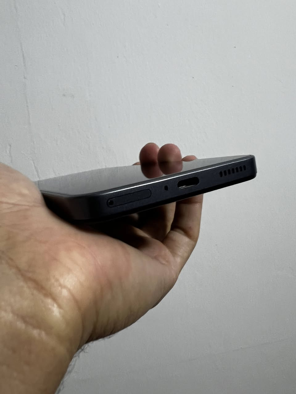 للبيع TECNO AI
POVA 7 ULTRA 5G
كلش نظيف مثل ما موضح بالصور أي طخه أو أي شخط مابي و ما مبدل بي شي RAM 12+12 الذاكرة 256 البطارية 6000
كلش قوي بالگيمنگ ببجي و غيرها و ينطيك فريمات حقيقيه و ما يحمه باقي المواصفات بالصور 
سعر 425 ألف و بي مجال
***********
