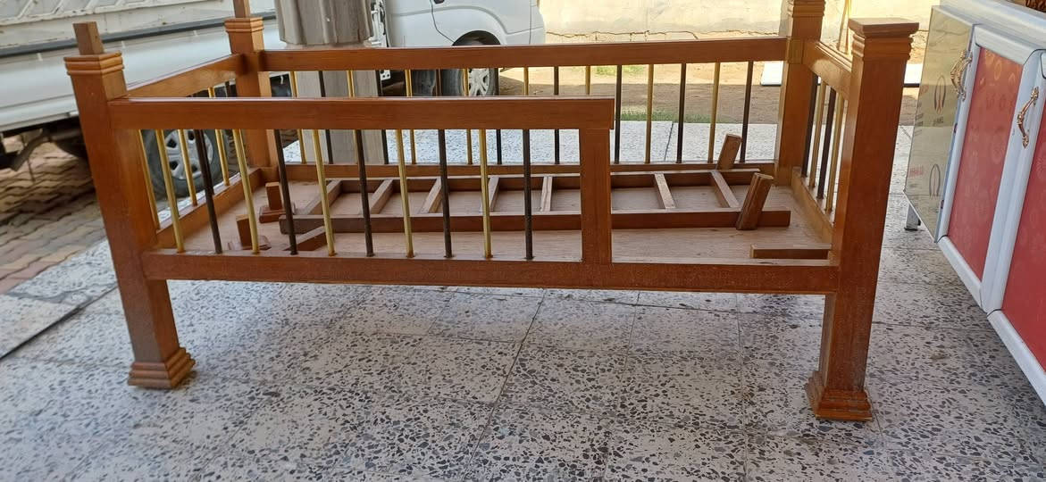 جرابي اطفال عدد ٢حطاطه خشب ثقيل للبيع  العنوان الخالديه شارع20 قرب مدرسة المجد
للاستفسار 
***********
***********
