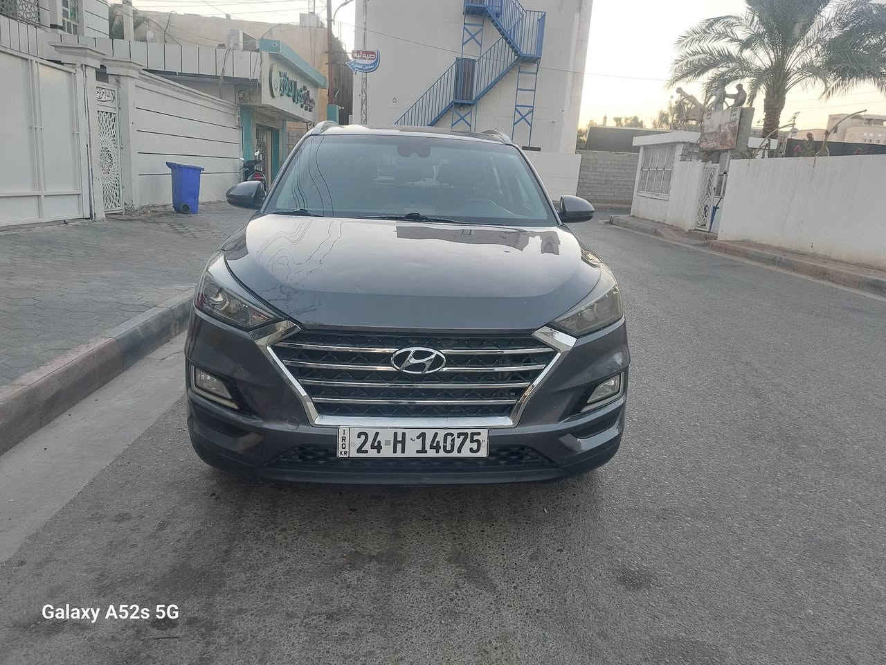سلام عليكم للبيع توسان 2021
وارد امريكي 
ضرر جاملغ خلفي ضربه خفيفه بدون داخل
والبنيد بارد بدون صبغ
مكينه 2000 
رقم دهوك ب اسم صاحبها يعني تحويل مباشر
السعر 160وبيها مجال
عنوان السياره الانبار الرمادي

نص مكتوب في الصور:
- Galaxy A52s 5G