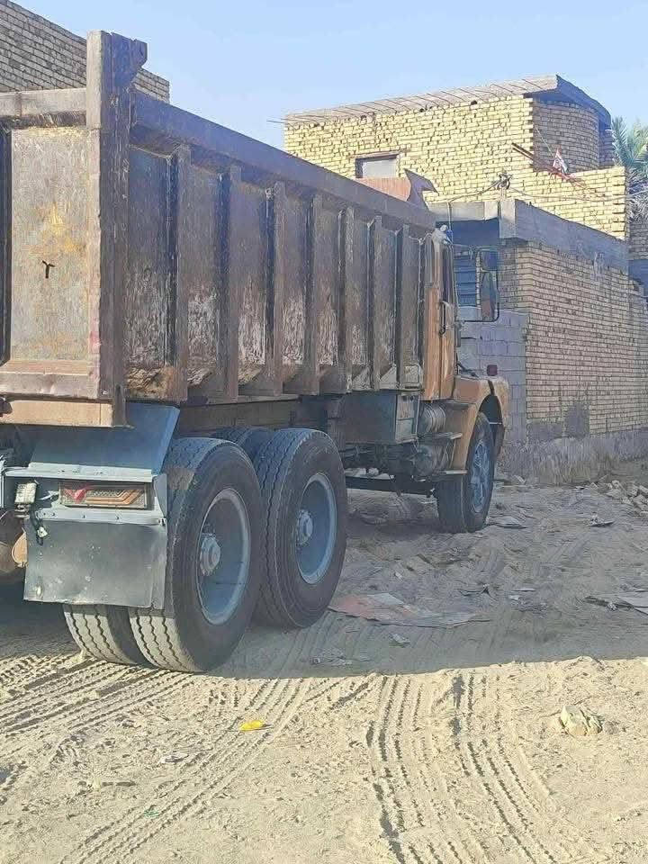 السلام عليكم بيع مستعجل مستعجل بسعر جداً مناسب بسبب ضرف صحي 

فالفو للبيع مواصفات 

*كفاله عامه

*موديل ٨٢

*بلادي من كلشي 

*تخم تاير جديد 

*مكينهn10

*كير4.4

*مكينه لا تنقيص ولا تبخير 

*مكان ذي قار-قلعة سكر 

*مداور ثاني يوم 

*سياره شغاله للشغل مباشره 

*مداور 

*رقم انبار صدامي 

*شراي اتصل وبيك خير وادلل 

************
