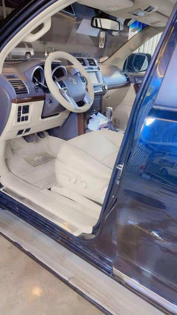 السلام عليكم برادو موديل 2017vxفول سياره سونار وياها سعر 270بي مجال عنوان بغداد الجديده ***********
