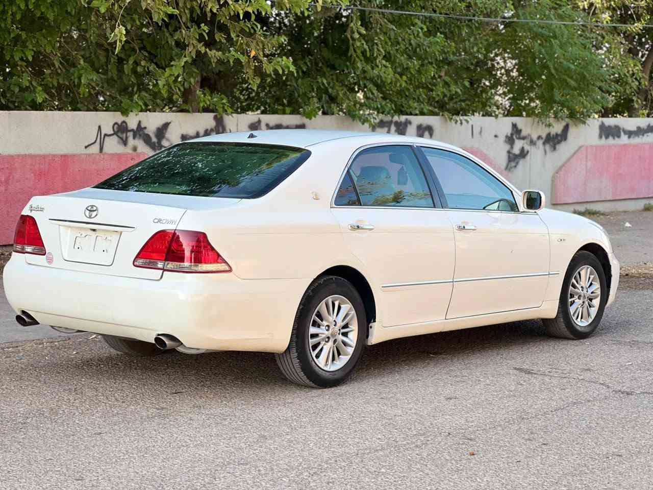 2005بڕاوە بڕاوە
گێڕومەکینە بچوک ۱٨۰
ناو ڕەساسی 
سێ دوگمە پەردە شاشەو کامێرە
سەیارەکە بێ بۆیاخە بۆیاخی ئێراقو ئەوروپاشی نیە داعمو قرچو کەڤەر گۆڕاو بەشەرت تەبریدی ساردو گەرمی مەزبوت ئیشەکە کامل کارەبای مەزبوت یەک گڵۆپی ناو شاشەی ئیشناکا تایەی تازە بانسی پێشو دواتازە ڕۆنی ئەوەنە نابێ گۆڕاوە سەیارەکە جایزو مەسرەف کراوە جامی پێشو دوای هەڵگیراوە سەیارەکە جایز کراوە ماڵی دۆستە.
شوێن هەڵەبجەی تازە.
نرخی 45 مەجال
موشتەریت تەلەفون بکە بەنامە مامەڵە ناکرێت لەگەڵ ڕێزم.
***********
ڤایبەرو واتساپی لەسەرە.
