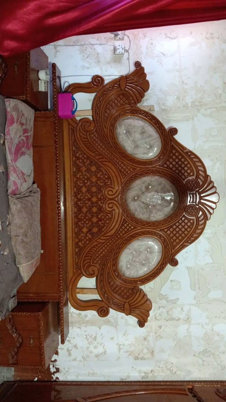 غرف جديد مال صالي شهر ماخذه عارضه 550 وبيه مجال مكاني البياع رقمي ***********
