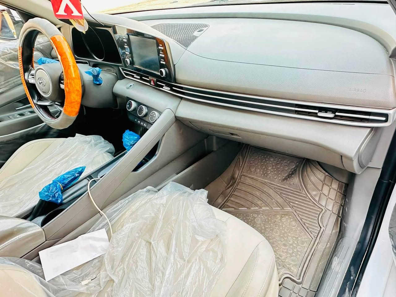 النترا ٢٢ خليجي محرك 2000 فول لنهايه جديده سعرها ١٥٥…بغداد تحويل *********** بسمايه.جديده ماشيه قليل …
