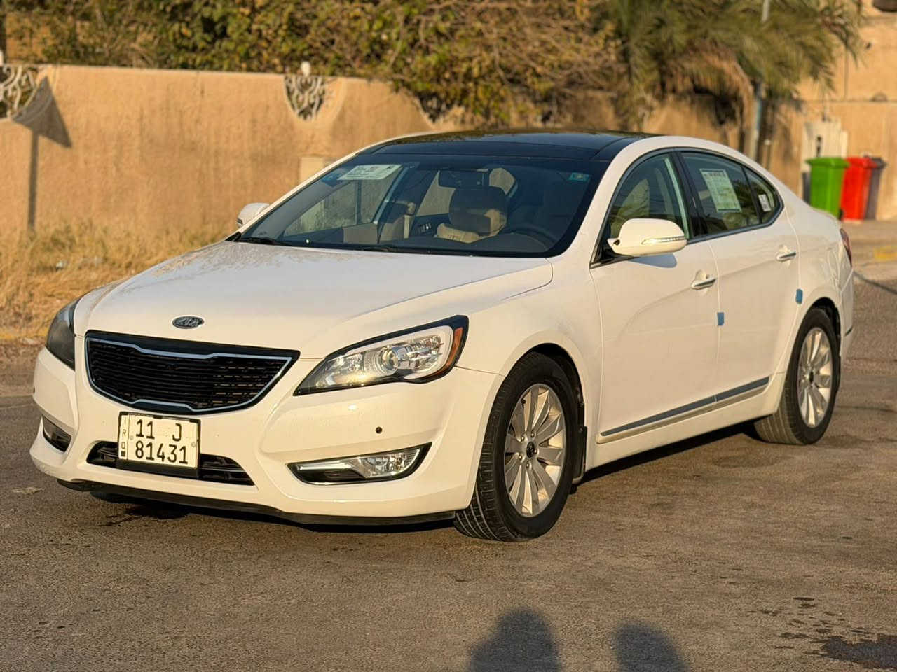 Cadenza 2011 كادنزا خليجي
محرك 3500 6V ,DOHC

فول مواصفات 1/1 عدا البصمه

بانوراما طكتين

مرايا شفط

اشاير بالمرايا

مرايا قلاب

مانع انزلاق 

انارة داخلية بالبوب والدشبول بلادية

ترحيب عند الاقتراب

بردة خلفية كهربائية بلادية

خزن ميموري وضعيتين كشن ومرايا جانبية وستيرن

كاميرا خلفية شاشة بالمراية

كشانة كهرباء 

ماشية 130km

گير ومكينة مكفولات  لا تنقيص لا تبخير 

كير مكينة صدر تخم تاير كله جديد مابيها اي نقص رقم بغداد الإنكليزي الجديد بسمي سنويه جديده العنوان بغداد الإتصال على الرقم ***********
