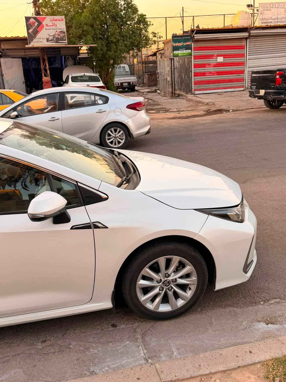 السلام عليكم كورلا 2024 ساز رقم بغداد للبيع كورلا 2024 ساز
رقم بغداد باسمي
ماشيه 75
مكفولة من الصبغ والتبديل بيها شخط صغير وبارد فوك الدوسه فول مواصفات 1/1 اعلى فئة بلساز
عداد ديجتال
فتحة
صمة
حساسات امامي خلفي 
السعر 180 وبيها مجال قليل
مكان السيارة بغداد/السيدية
للاستفسار ***********
