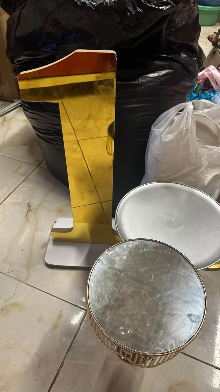 كوشه • غير مستخدمة • أغراض تزيين