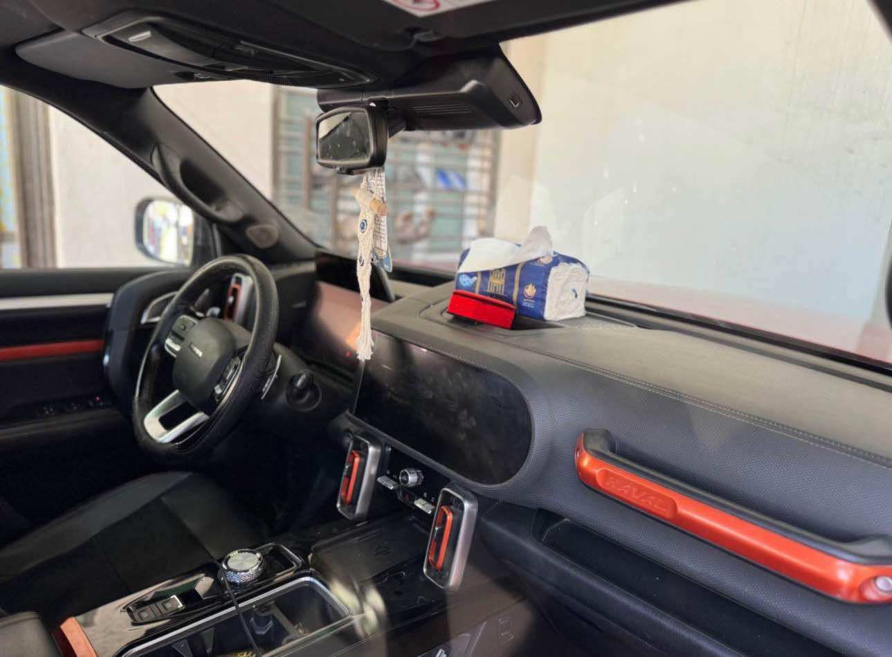 🚘 للبيع | هافال دارجو 2022 (Haval Dargo) 🚘

🔸 الموديل: 2022
🔸 اللون: برتقالي معدني
🔸 المحرك: 2.0 تيربو
🔸 ناقل الحركة: أوتوماتيك 7 سرعات DCT
🔸 الدفع: رباعي (4WD)
🔸 كاميرات 360°
🔸 حساسات أمامية وخلفية
🔸 شاشة كبيرة ونظام تشغيل ذكي
🔸 فتحة سقف
🔸 السيارة بحالة ممتازة جداً وخالية من الحوادث
🔸 جميع الصيانات الدورية منتظمة

💰 السعر: قابل للتفاوض للجادين
📍 الموقع: النجف الأشرف
📞 للاستفسار والمراسلة على الخاص أو الاتصال على الرقم: __________
***********
السيارة نظيفة جداً وجاهزة للفحص، والله يبارك لصاحب النصيب. النجف, العراق
