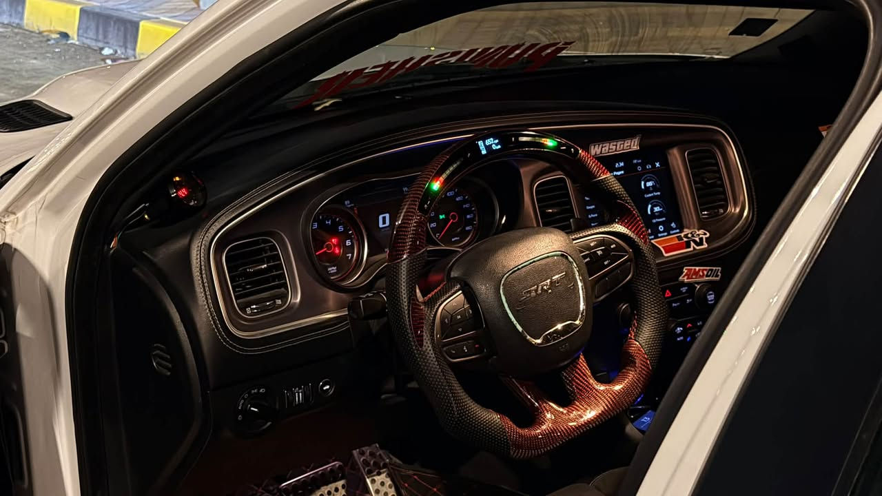 للبيع: جارجر وايد بدي SRT موديل 2020 🔥
باسمي تحويل ثاني يوم

🚗 الممشى: 36,000 ميل 

⸻

⚙️ المواصفات:
 • فول مواصفات عدا الفتحة
 • رادار جانبي
 • حساسات أمامي وخلفي
 • كشنات كنتارا (حضن) تدفئة + تبريد
 • ميموري خزن 3 وضعيات
 • باقي المواصفات المعروفة للفئة

⸻

🔥 الإضافات:
 • برمجة وتفريغ مصطفى إيكل
 • نظام تعليق هوائي S2 Plus من فيرست كلاس (تحكم شاشة) 
 • شوتة afe
 • AFR Gauge
 • تفريغ وزرع بوابات كواتم تفصال على الوادي
 • دبات سود
 • دركة RPM كاربون فايبر حقيقي
 • ولف حماوة Mishimoto 82
 • Oil Catch Can

⸻
الحادث مثل ما موجود ب السونار 
" الغد ما بي كص فقط صبغ "

📍 مكانها: الناصرية

السيارة نظيفة جداً واستخدام شخصي بدون استعراض أو دوسات.

📞 رقم الهاتف: *********** 

السعر: 235 وبيهه مجال

نص مكتوب في الصور:
- 12:12 32 1 / 11 BidCars bid.cars
- 12:12 2 / 11 1:1 BidCars bid.cars
- 12:12 4 / 11 1:1 bid.cars 32